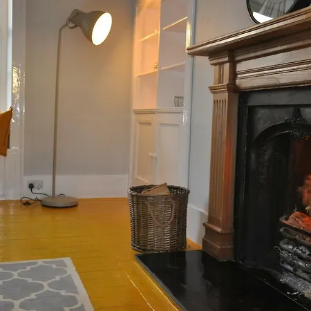 Emahroo Cullen Apartment Exterior photo